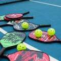 Sprzęt do pickleballa – co naprawdę ma znaczenie na początku gry?